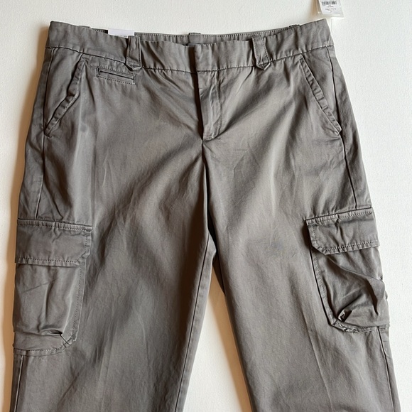 Gap Cotton Sateen Cropped Cargo Pants-Gray-NWT- Size 10 - Picture 2 of 8